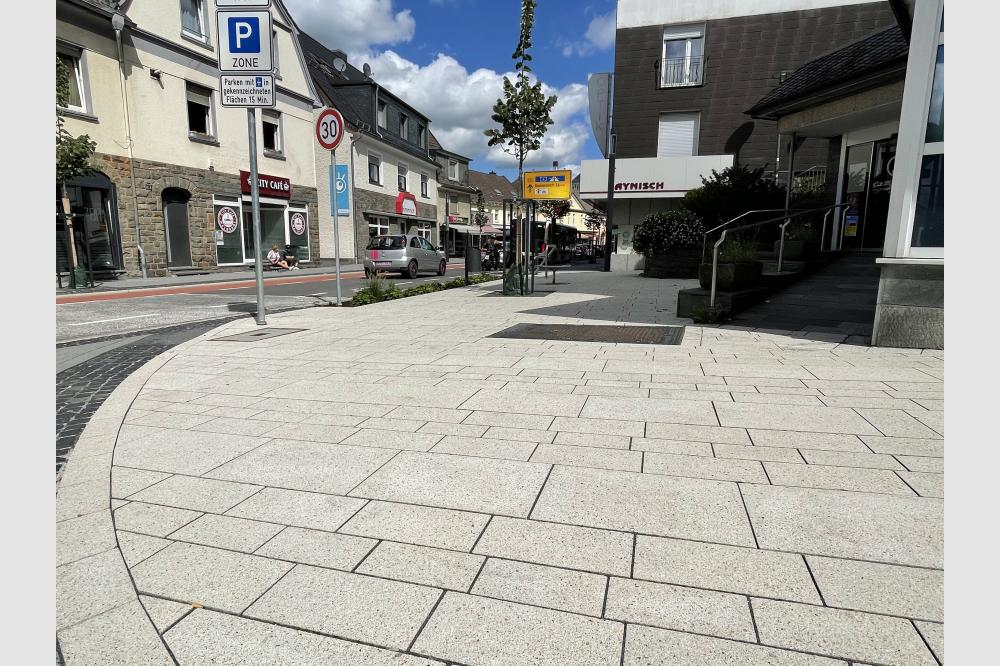 Gro&szlig;e Formate f&uuml;r kleine Stadt