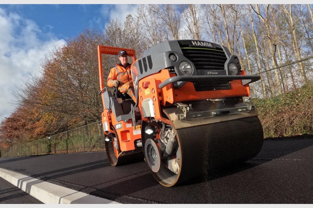 Batterie-elektrische Tandemwalzen zeigen in der Praxis ihre St&auml;rken