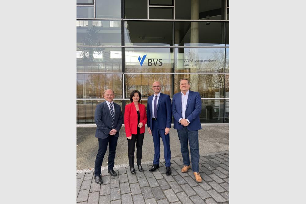 Digitalminister Mehring gibt Startschuss f&uuml;r kommunale Ausbildungsoffensive zur Digitalisierung: &bdquo;Zukunftsmacher f&uuml;r Bayerns Kommunen"