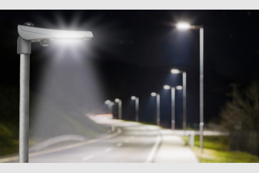 Die neue Stra&szlig;enleuchte VIA &uuml;berzeugt auf ganzer &bdquo;GreenLine&ldquo;