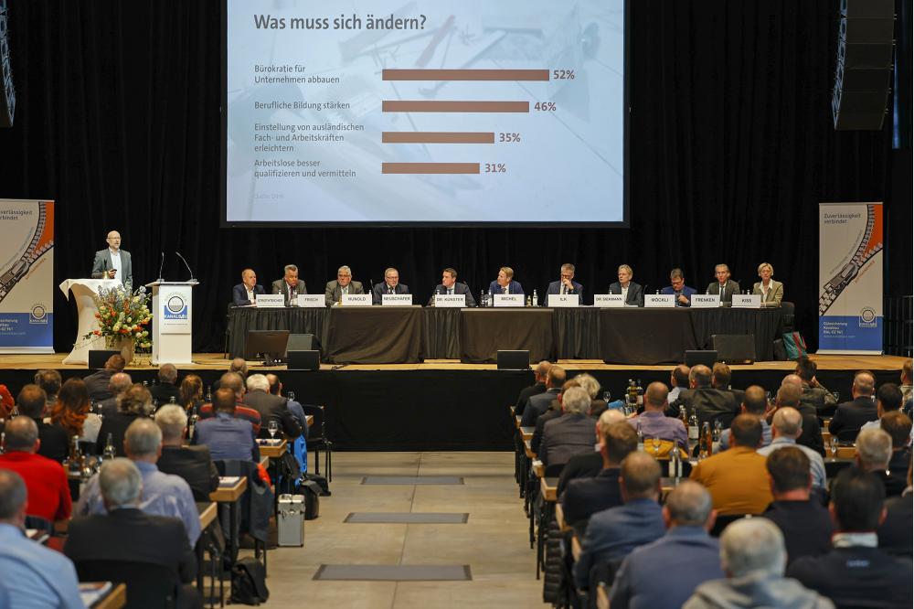 36. Mitgliederversammlung der RAL-G&uuml;tegemeinschaft Kanalbau in L&uuml;beck