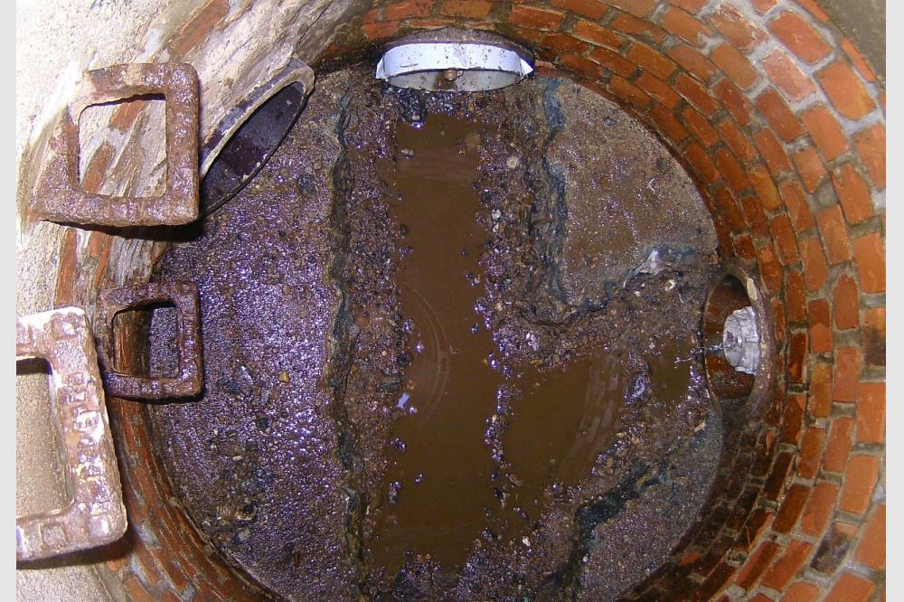 Unterirdische Infrastruktur: Sanierung von Schachtbauwerken im Fokus