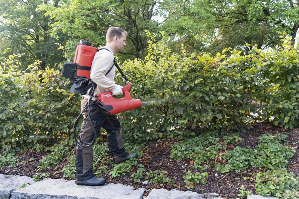 Umfangreiches Ger&auml;te-Programm und Zubeh&ouml;r f&uuml;r Pflanzenschutz-Applikationen