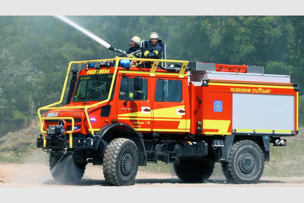 Verst&auml;rkung in Extremsituationen: Feuerwehr Stuttgart setzt auf gel&auml;ndeg&auml;ngige Unimog