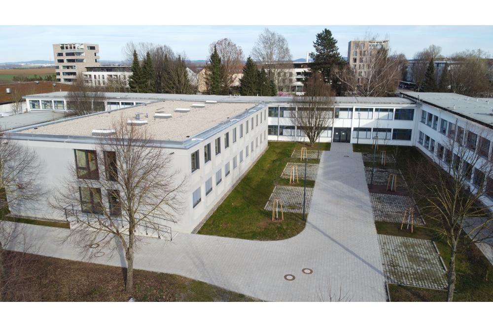 Stabiles Pflaster f&uuml;r Lehrerparkplatz