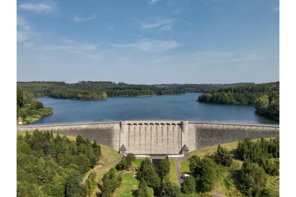 Kerspe-Talsperre: Historische Staumauer mit moderner Technik