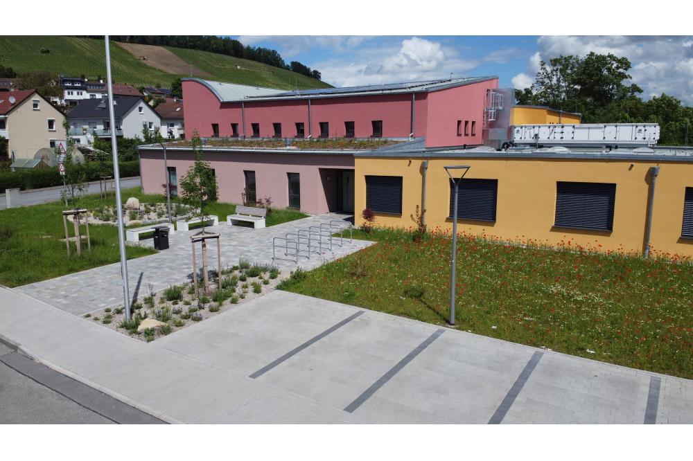 Sickersteine f&uuml;r Multifunktionsgeb&auml;ude