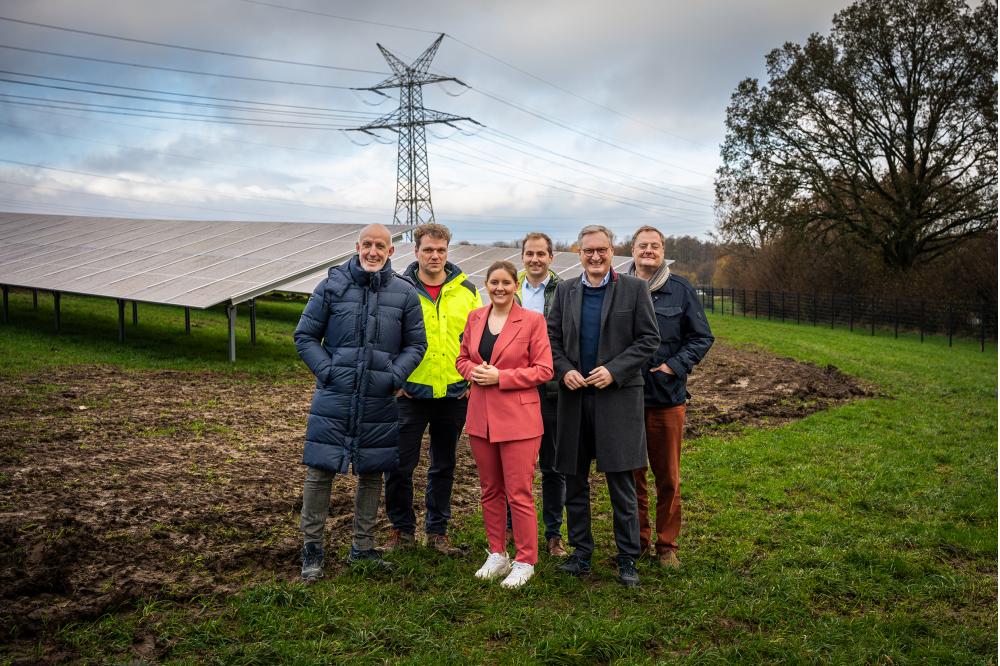 WSW schließen größten Solarpark im Bergischen Städtedreieck ans Netz an