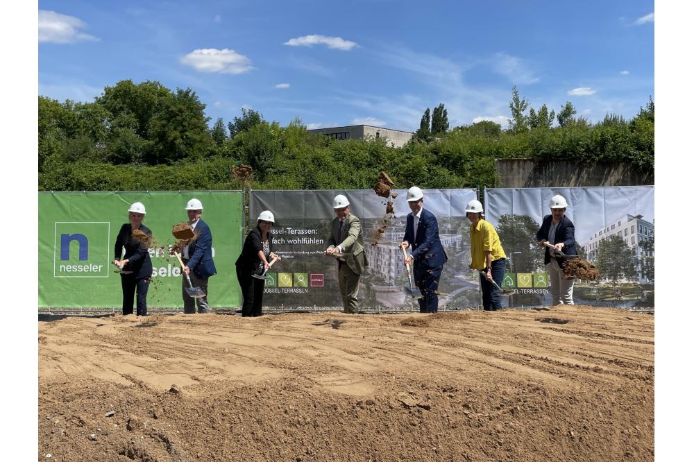Catella-Spatenstich für die Düssel-Terrassen