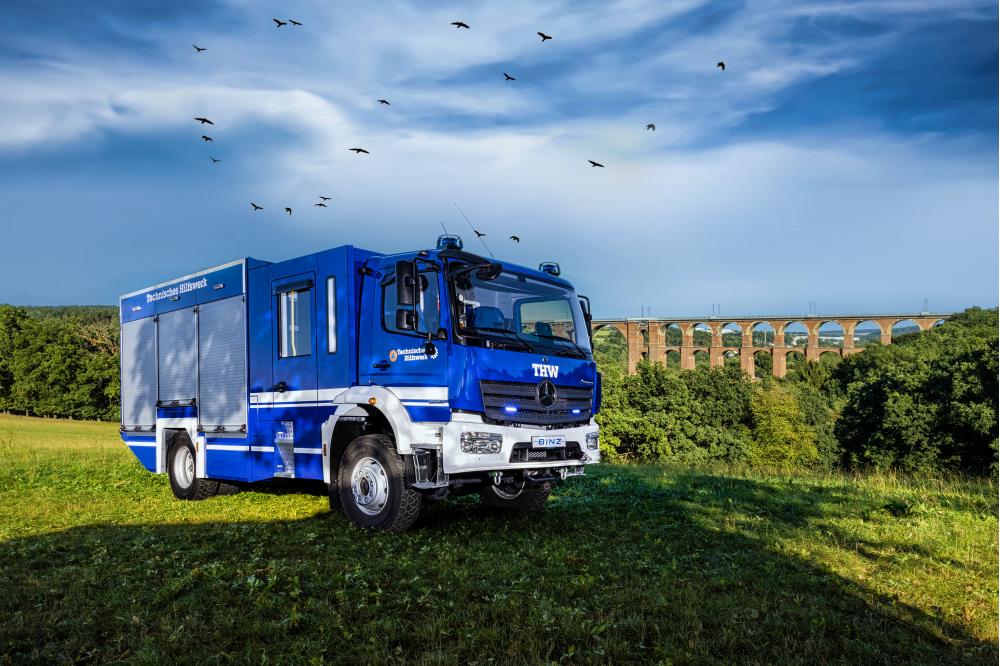 75. Atego zum 75. Geburtstag: Deutschlandweite &Uuml;bergabe von Ger&auml;tekraftwagen an THW in vollem Gange