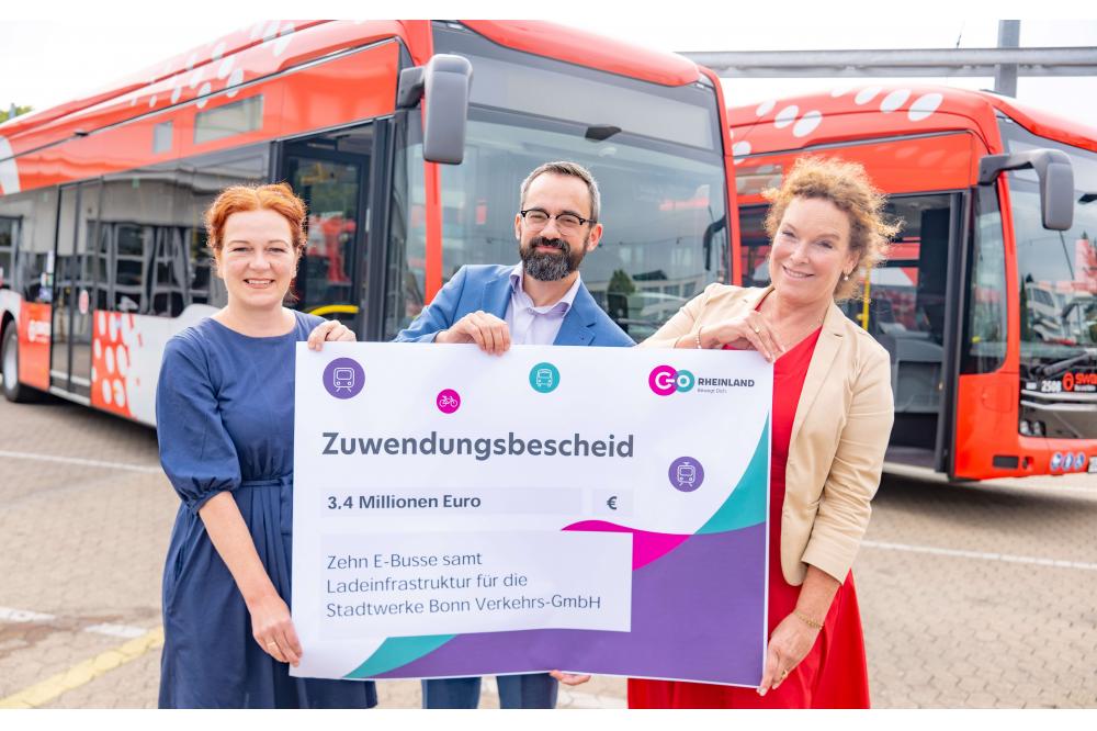 Daimler Buses liefert E-Bus-Ladeinfrastruktur und zehn eCitaro Stadtbusse an die Stadtwerke Bonn