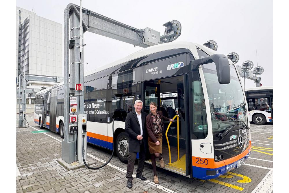 Erster E-Gelenkbus &uuml;berzeugt &ndash; sechs weitere sollen folgen