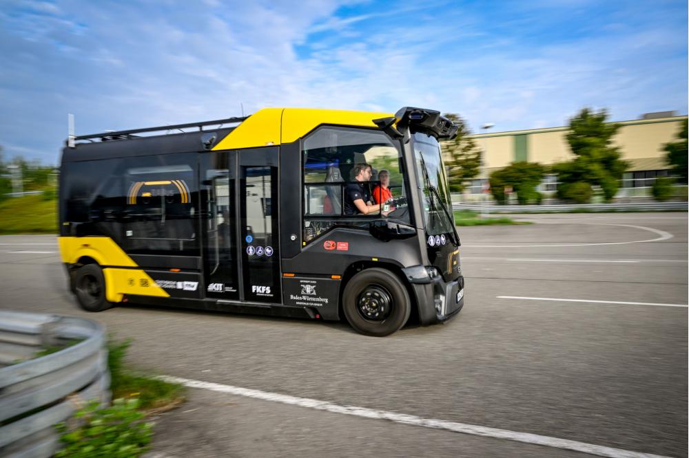 Autonome Shuttles k&ouml;nnen Nahverkehr verbessern