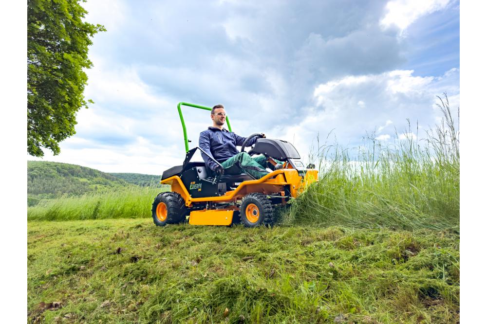 Die ersten AS 920 ESherpa 2WD starten im praktischen Einsatz
